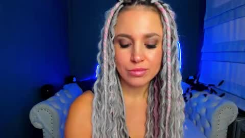 Roxy online show from November 1, 2:34 am