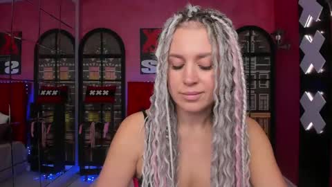 Roxy online show from May 7, 1:56 am