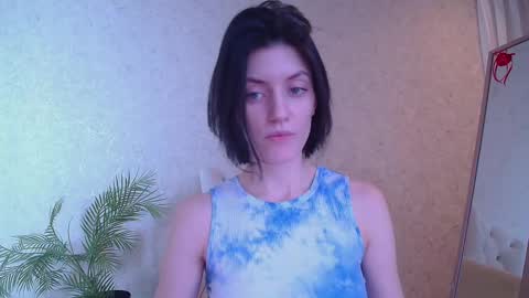 Snapshot of roxy_riot_ chatting on March 4, 4:27 am roxy_riot_ online show from March 4, 4:27 am