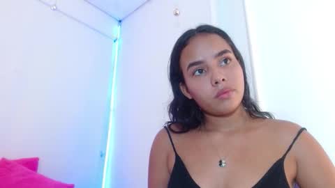 Snapshot of roxy_stone1 chatting on September 26, 11:35 pm roxy_stone1 online show from September 26, 11:35 pm