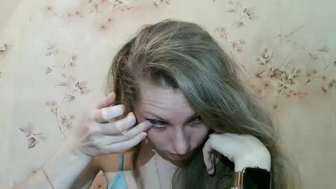 roxyfox18x01 online show from February 27, 2:42 pm