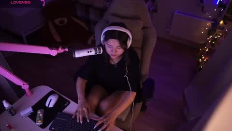 roxysuh online show from July 31, 9:32 am