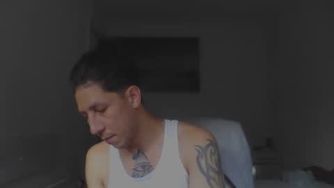 royalpapi12 online show from April 13, 6:28 am