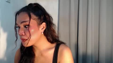 royaltymarcela6969 online show from November 30, 6:59 pm