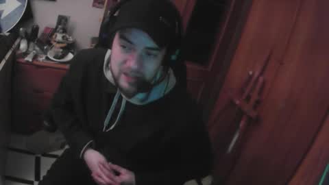 royer04 online show from January 10, 7:03 am