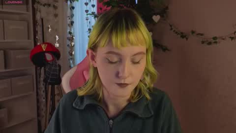 Roziett online show from March 4, 9:50 am