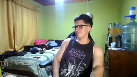 rpaulo25 online show from May 15, 5:38 am