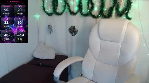 Rubi online show from December 13, 11:44 pm