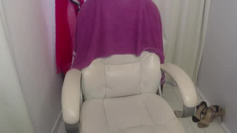 Snapshot of rubi_halliwey chatting on February 26, 4:16 pm Rubi online show from February 26, 4:16 pm