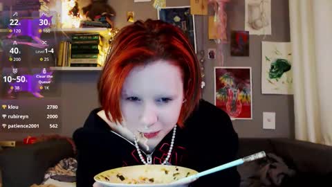 Rubi online show from December 15, 10:17 pm