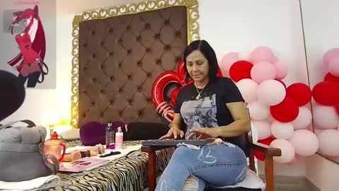 Snapshot of rubybonnet_ chatting on February 19, 10:23 am Ruby bonnet online show from February 19, 10:23 am