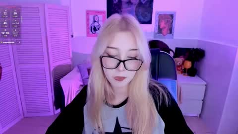 Snapshot of rubyybennett chatting on October 8, 7:31 pm rubyybennett online show from October 8, 7:31 pm