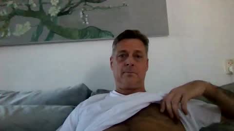 Snapshot of rudeski chatting on October 24, 3:24 pm rudeski online show from October 24, 3:24 pm