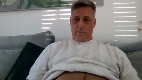Snapshot of rudeski chatting on October 1, 2:38 pm rudeski online show from October 1, 2:38 pm