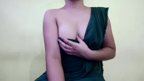 Snapshot of rupali01 chatting on September 30, 2:22 am Rupali online show from September 30, 2:22 am