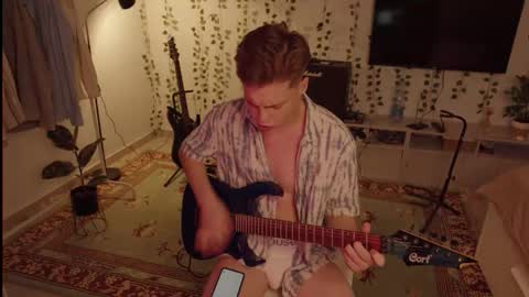 rusbradpitt online show from September 9, 1:33 pm