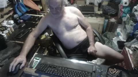 Snapshot of russtenail21 chatting on September 14, 6:53 pm Russtenail21 online show from September 14, 6:53 pm