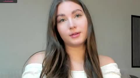 Snapshot of ruthvir chatting on October 15, 1:23 pm Emma online show from October 15, 1:23 pm