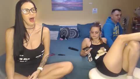 ruxandradanny online show from November 18, 1:25 pm