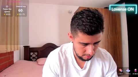 Snapshot of ryan_evanns chatting on October 15, 1:23 pm R Y A N online show from October 15, 1:23 pm