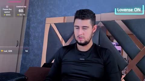 Snapshot of ryan_evanns chatting on October 5, 3:08 pm R Y A N online show from October 5, 3:08 pm