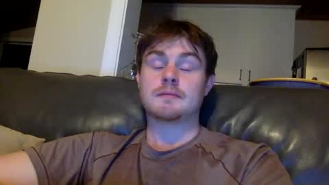 ryanhung_57 online show from January 28, 4:18 am