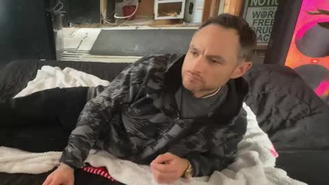 Ryan Jizz online show from November 2, 6:52 pm