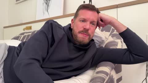 ryanlanders online show from January 26, 12:26 am