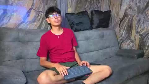 ryann_wolf online show from July 7, 6:01 pm