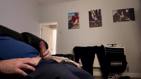 ryanpp1981xx online show from February 24, 5:43 am