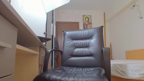 Ryanstone  online show from March 11, 5:32 am