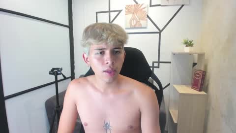 ryderstone_ online show from October 7, 3:08 pm