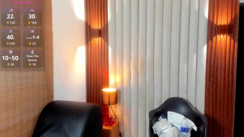 Snapshot of ryo_kush chatting on September 21, 9:08 pm Ryo Kush online show from September 21, 9:08 pm