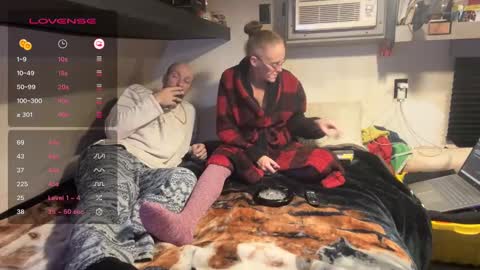 RyTracey2024 online show from November 15, 1:40 am