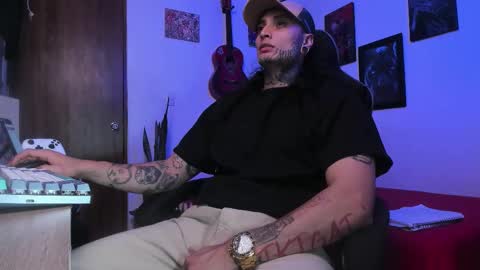 leopmonk help me reach 100 thumbs up online show from January 14, 2:30 am