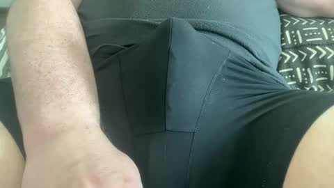 rzacuban2 online show from March 9, 5:06 pm