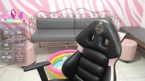 Snapshot of saabrina_ chatting on October 10, 1:39 pm Sabrina online show from October 10, 1:39 pm