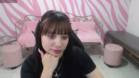 Snapshot of saabrina_ chatting on October 20, 1:05 pm Sabrina online show from October 20, 1:05 pm