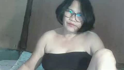 sabrina069 online show from May 8, 12:44 pm