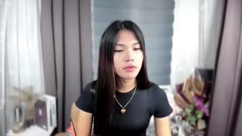 Nadine online show from November 20, 4:48 pm