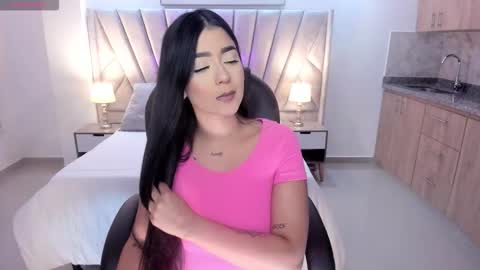 Sabrina online show from November 15, 8:10 pm