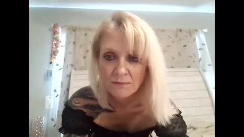 Sadiebrooks online show from February 25, 5:05 pm