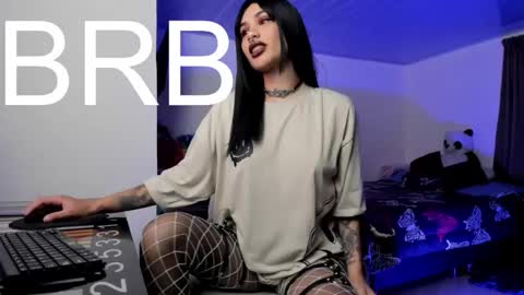 Aly independent model online show from December 5, 10:18 pm