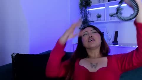 Cami online show from February 1, 7:11 pm