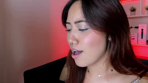 Cami online show from February 8, 7:39 pm