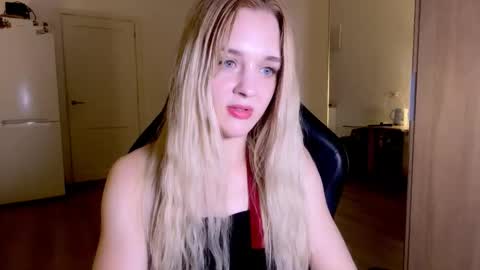 Sofia online show from October 6, 8:04 pm