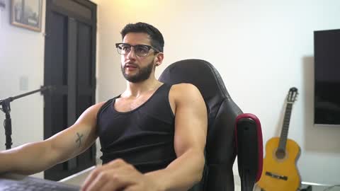 saimon  online show from April 11, 4:44 pm