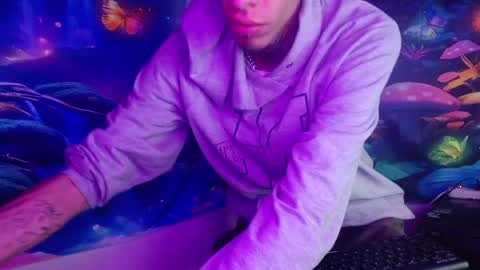 saint boy online show from February 10, 3:13 am