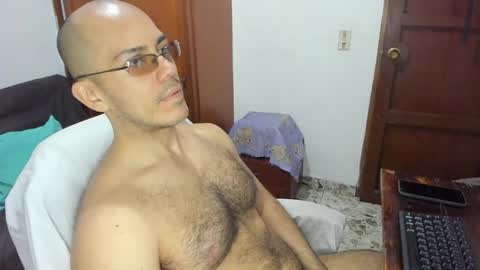 saintedy01 online show from April 29, 12:54 pm