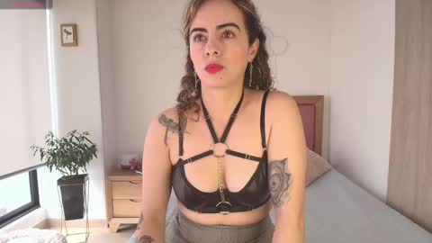 sairy_ online show from September 30, 5:56 pm